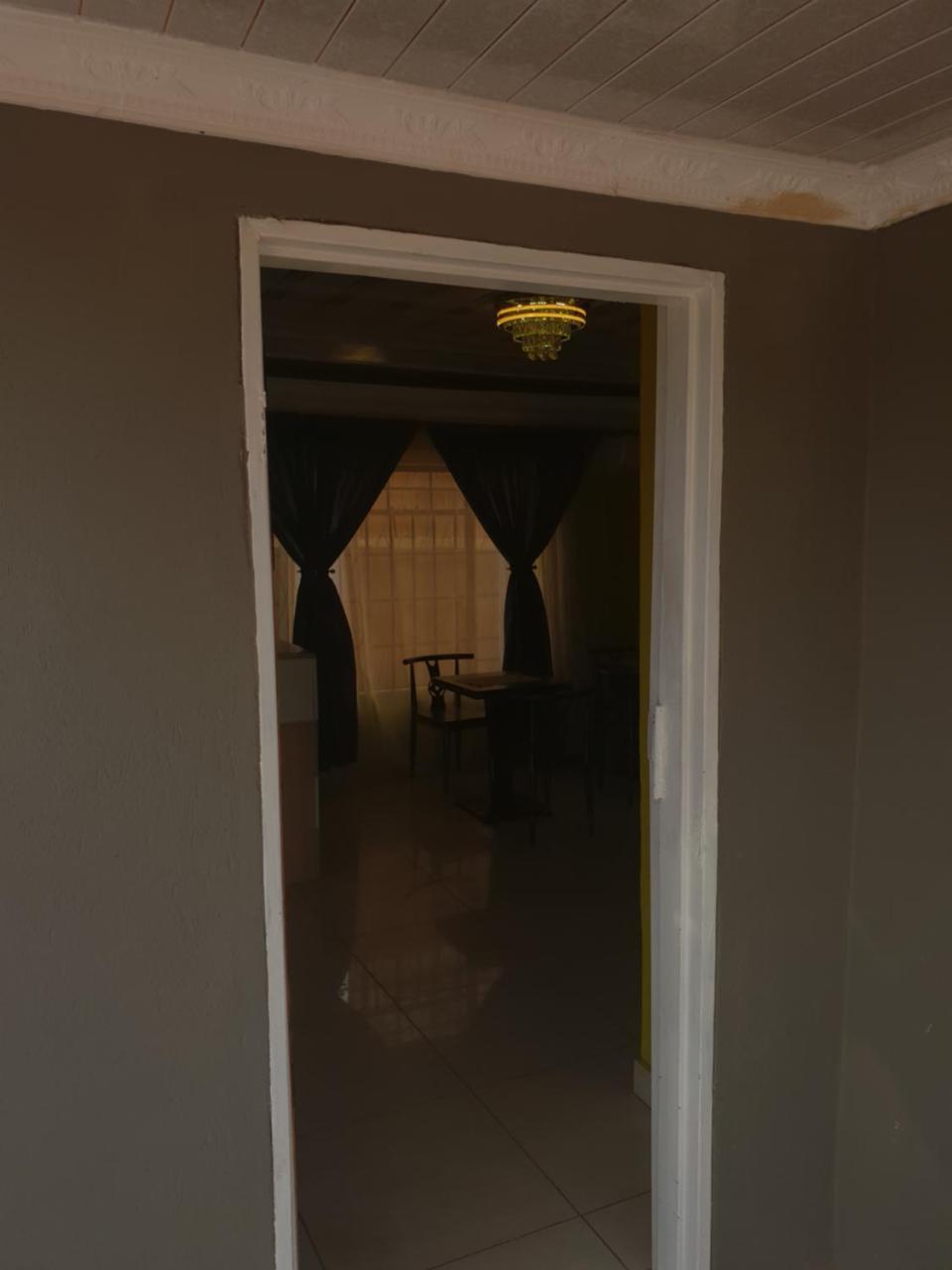 Mathlyn Guesthouse Gaborone Extérieur photo