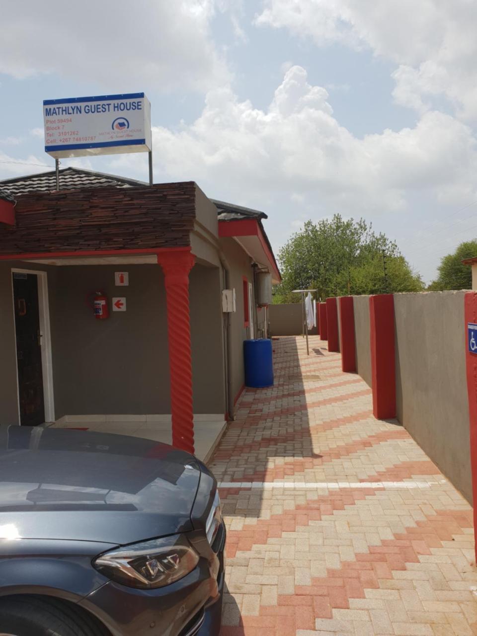 Mathlyn Guesthouse Gaborone Extérieur photo